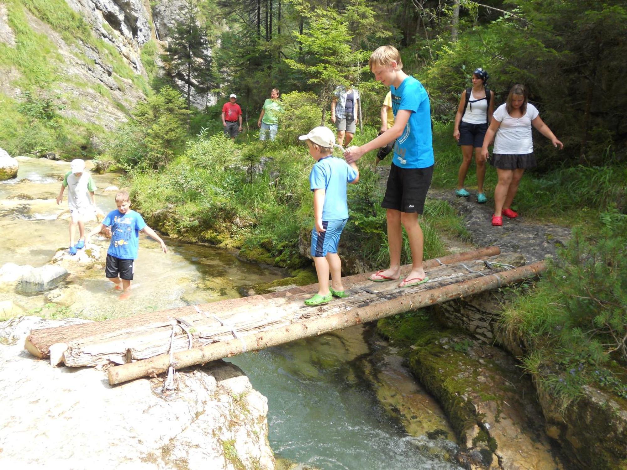 Landgasthof Pfarrwirt Hotel Thiersee Buitenkant foto