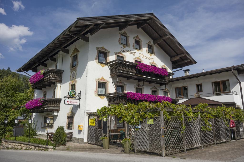 Landgasthof Pfarrwirt Hotel Thiersee Buitenkant foto