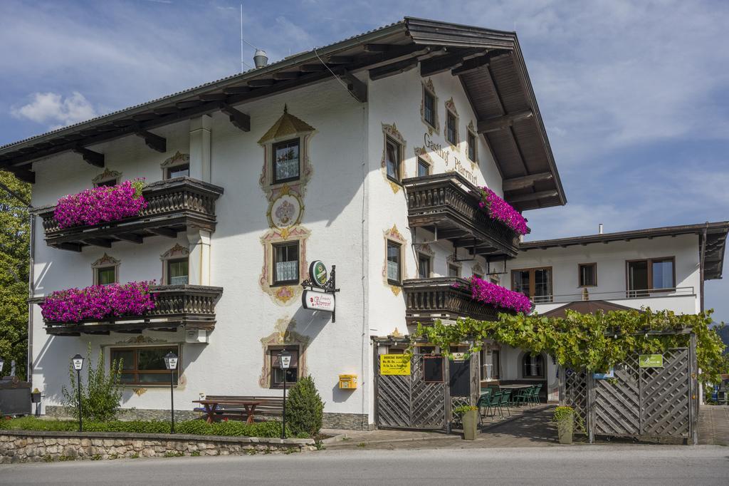 Landgasthof Pfarrwirt Hotel Thiersee Buitenkant foto